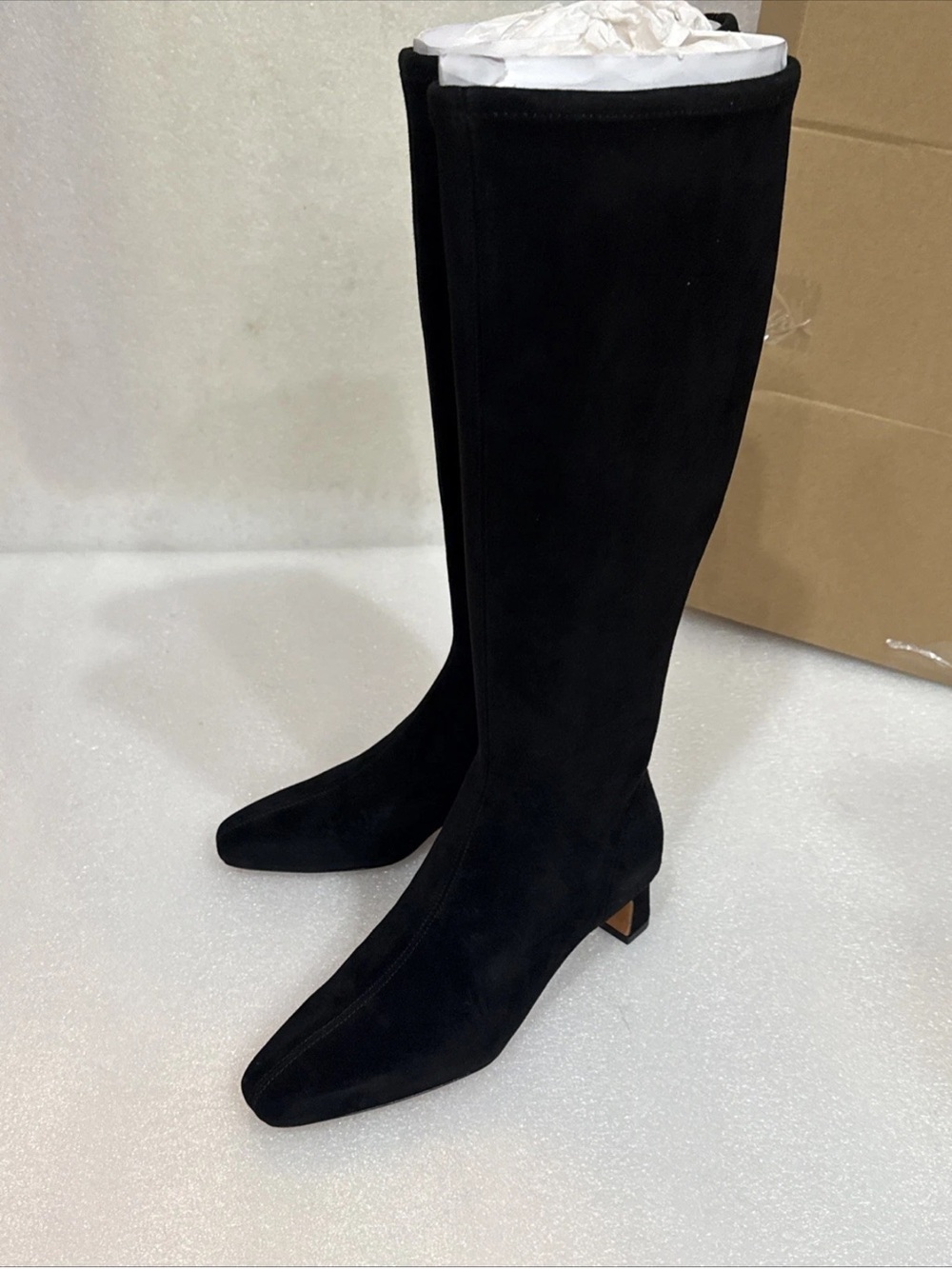 Vince Women's Saira Boots, Black Suede New